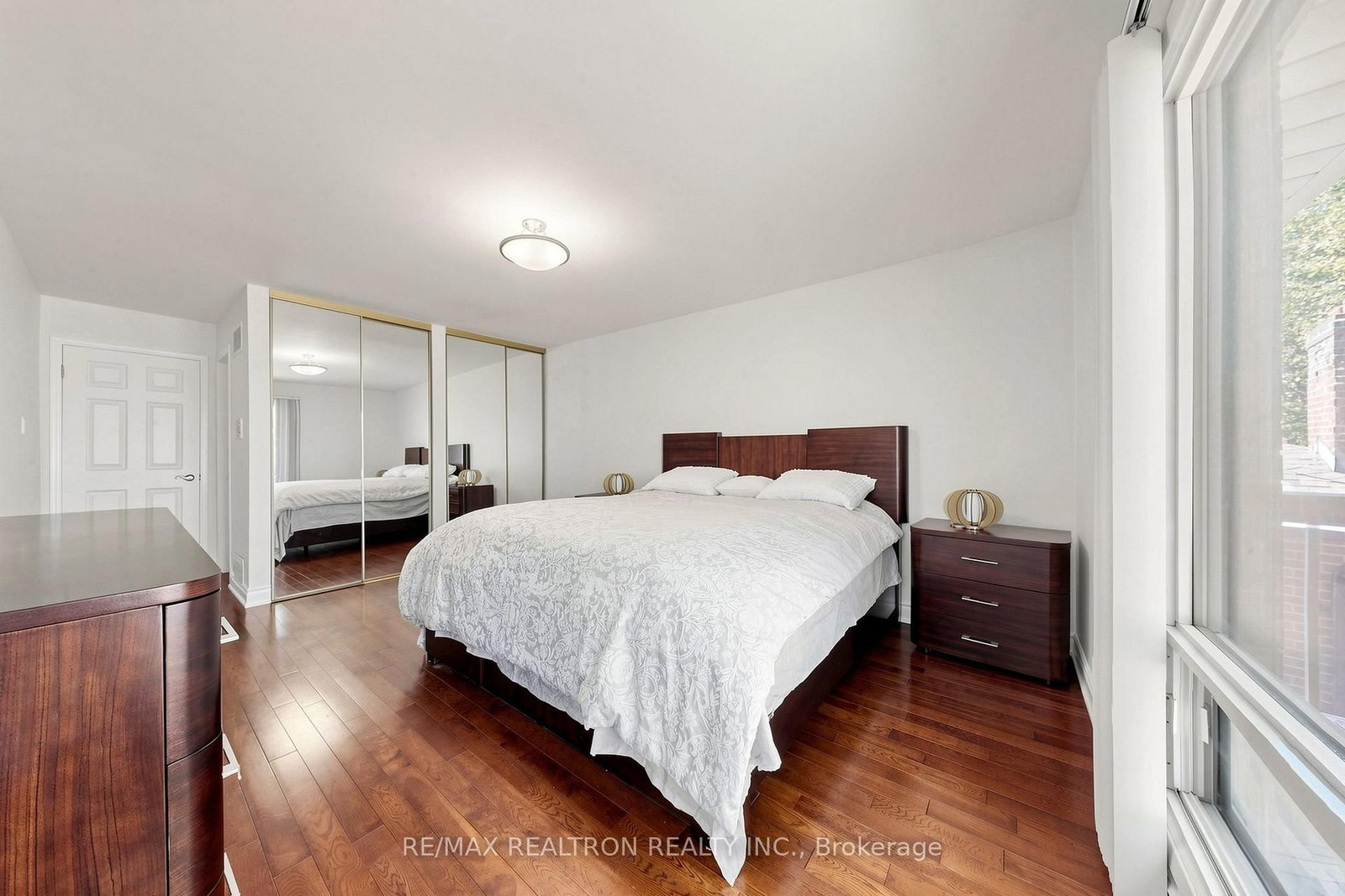 123 Francine Drive • Toronto, ON photo 15