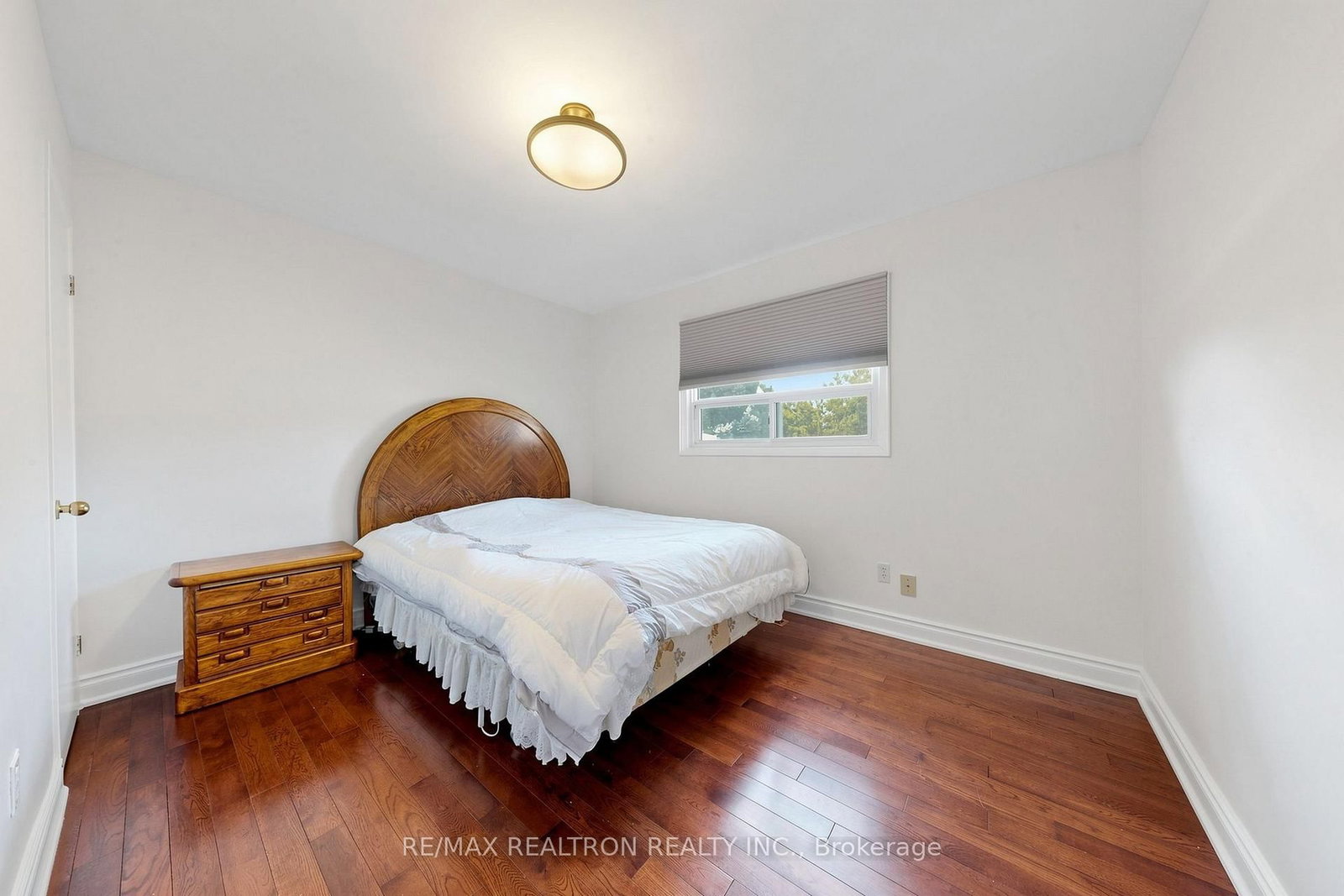 123 Francine Drive • Toronto, ON photo 18