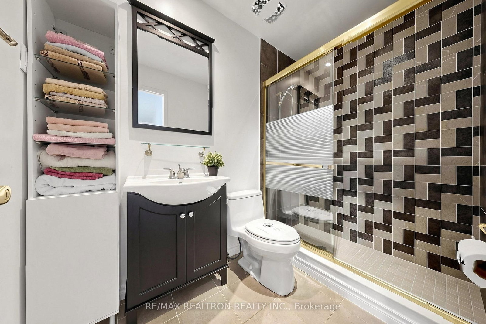 123 Francine Drive • Toronto, ON photo 22