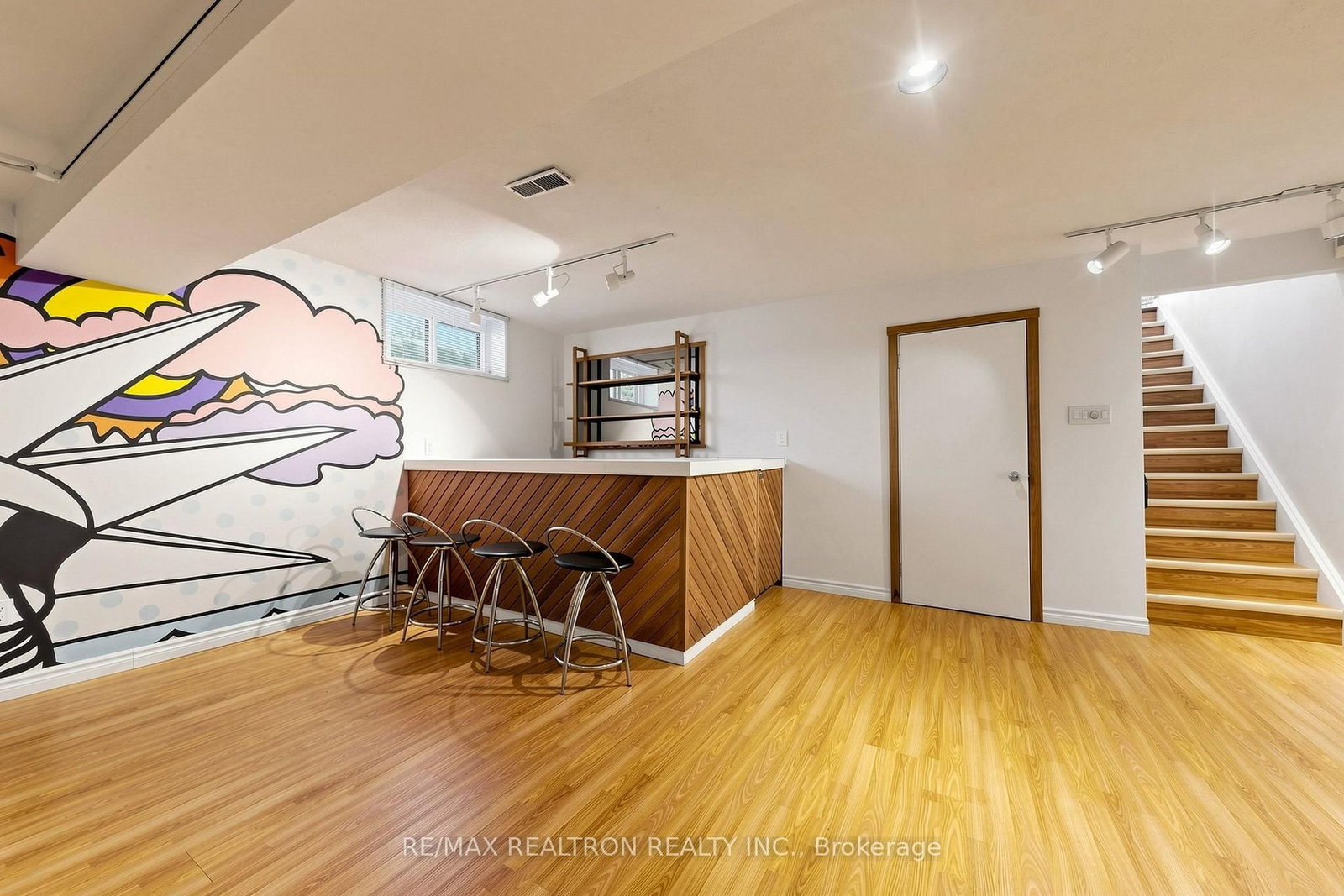 123 Francine Drive • Toronto, ON photo 25