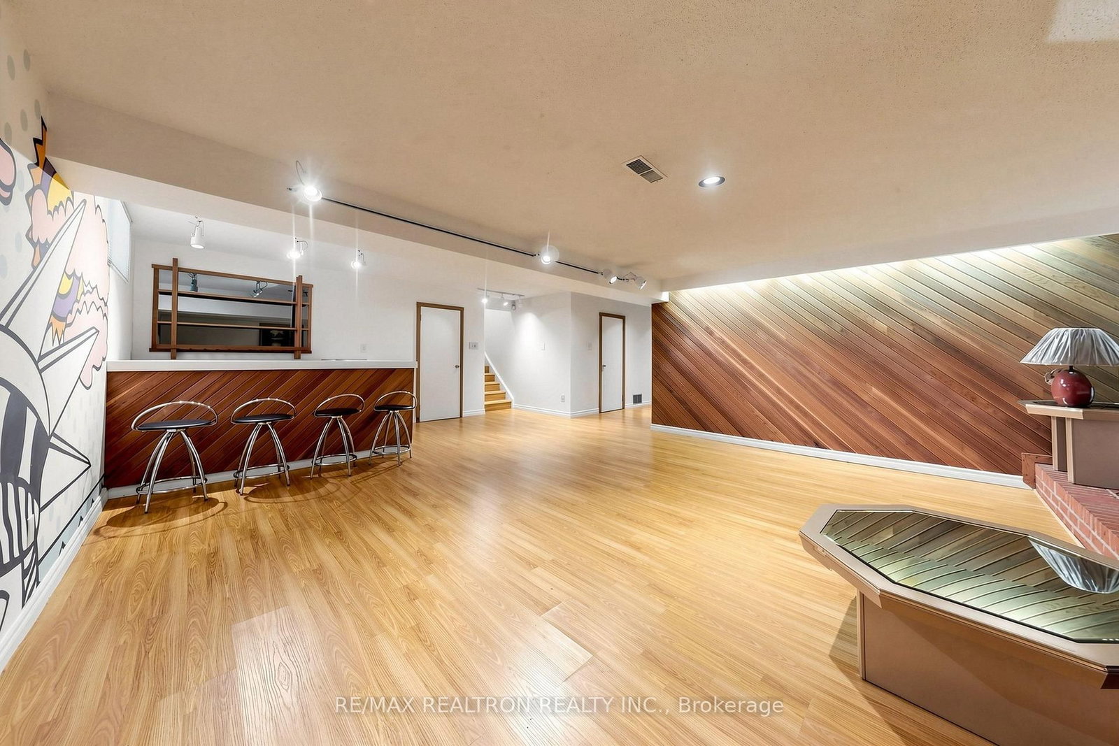 123 Francine Drive • Toronto, ON photo 26
