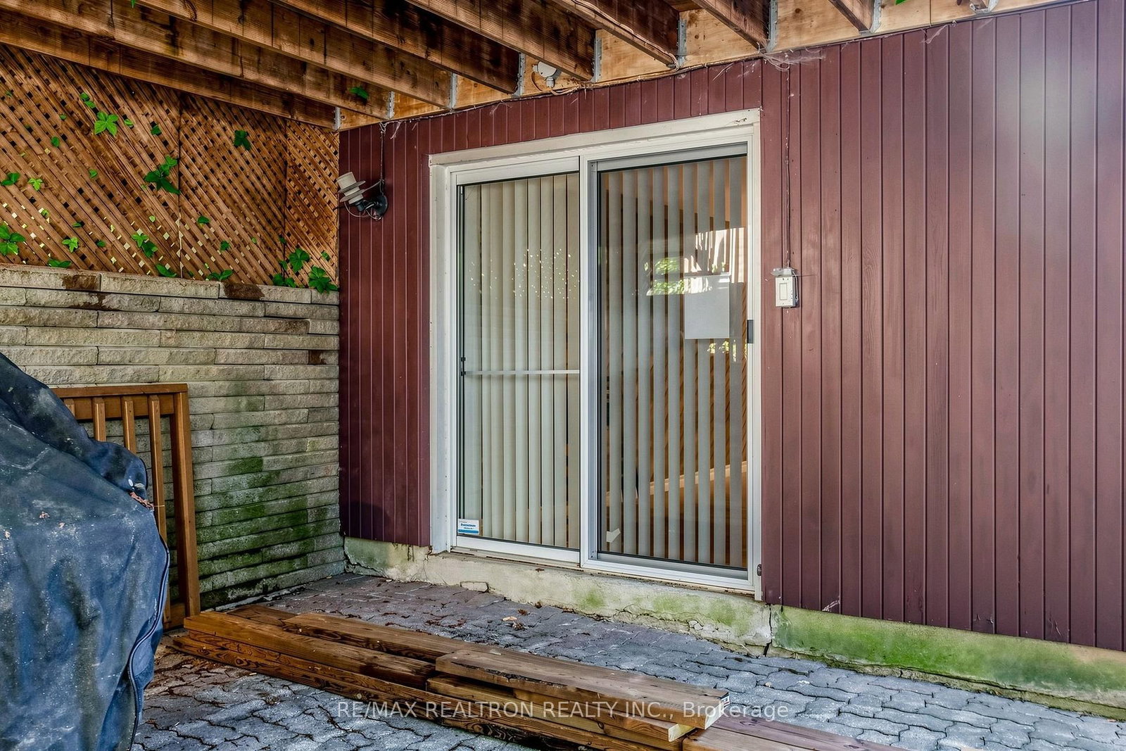 123 Francine Drive • Toronto, ON photo 41