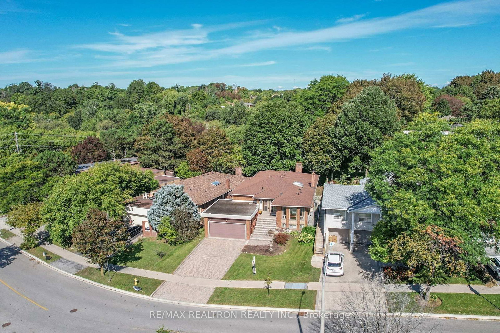 123 Francine Drive • Toronto, ON photo 43