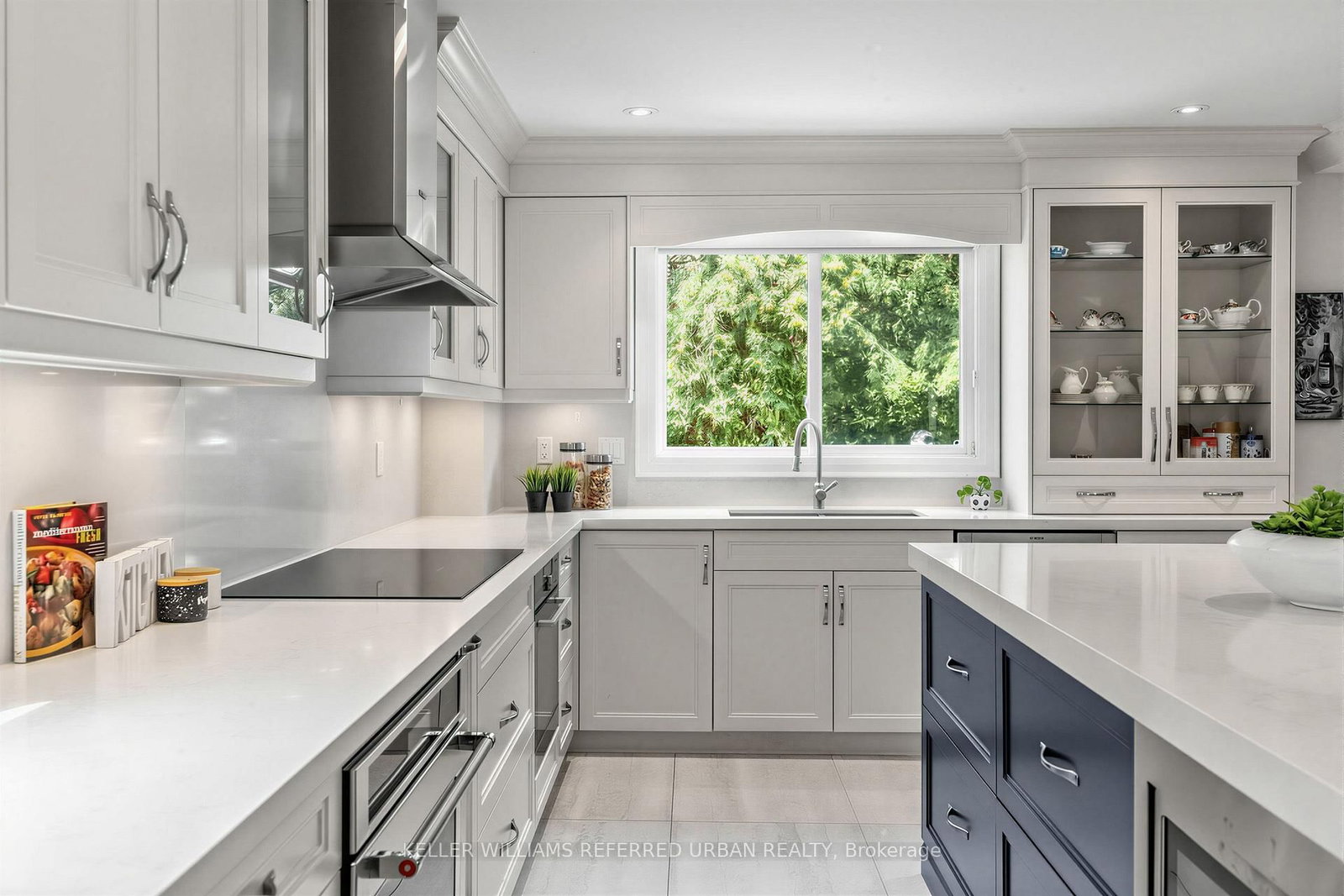 90 Holmes Avenue • Toronto, ON photo 13
