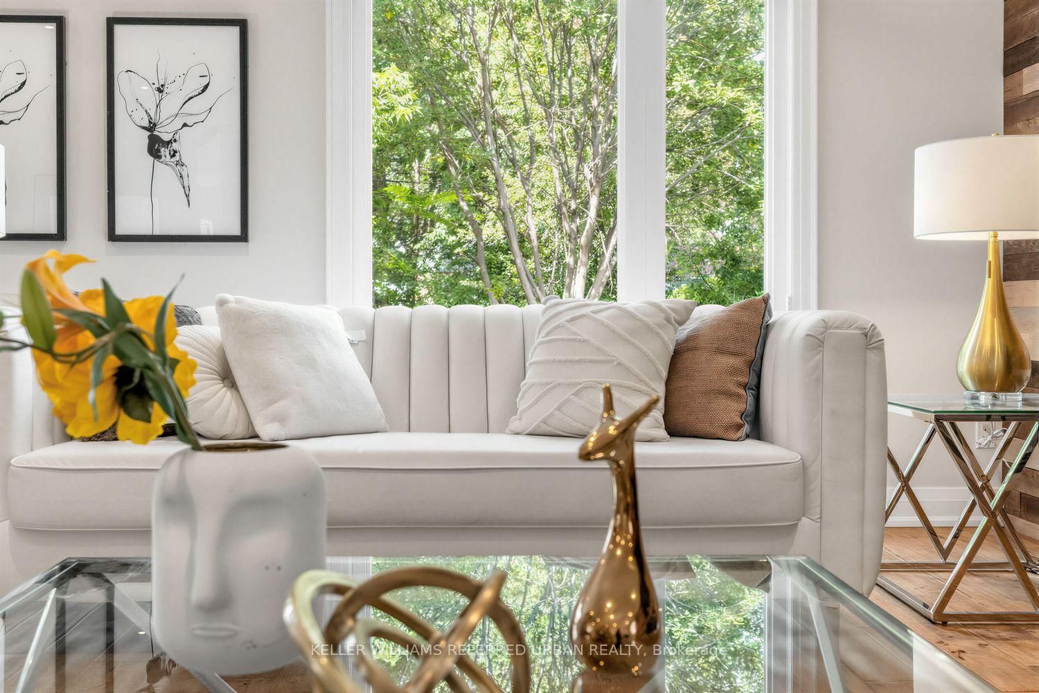 90 Holmes Avenue • Toronto, ON photo 15