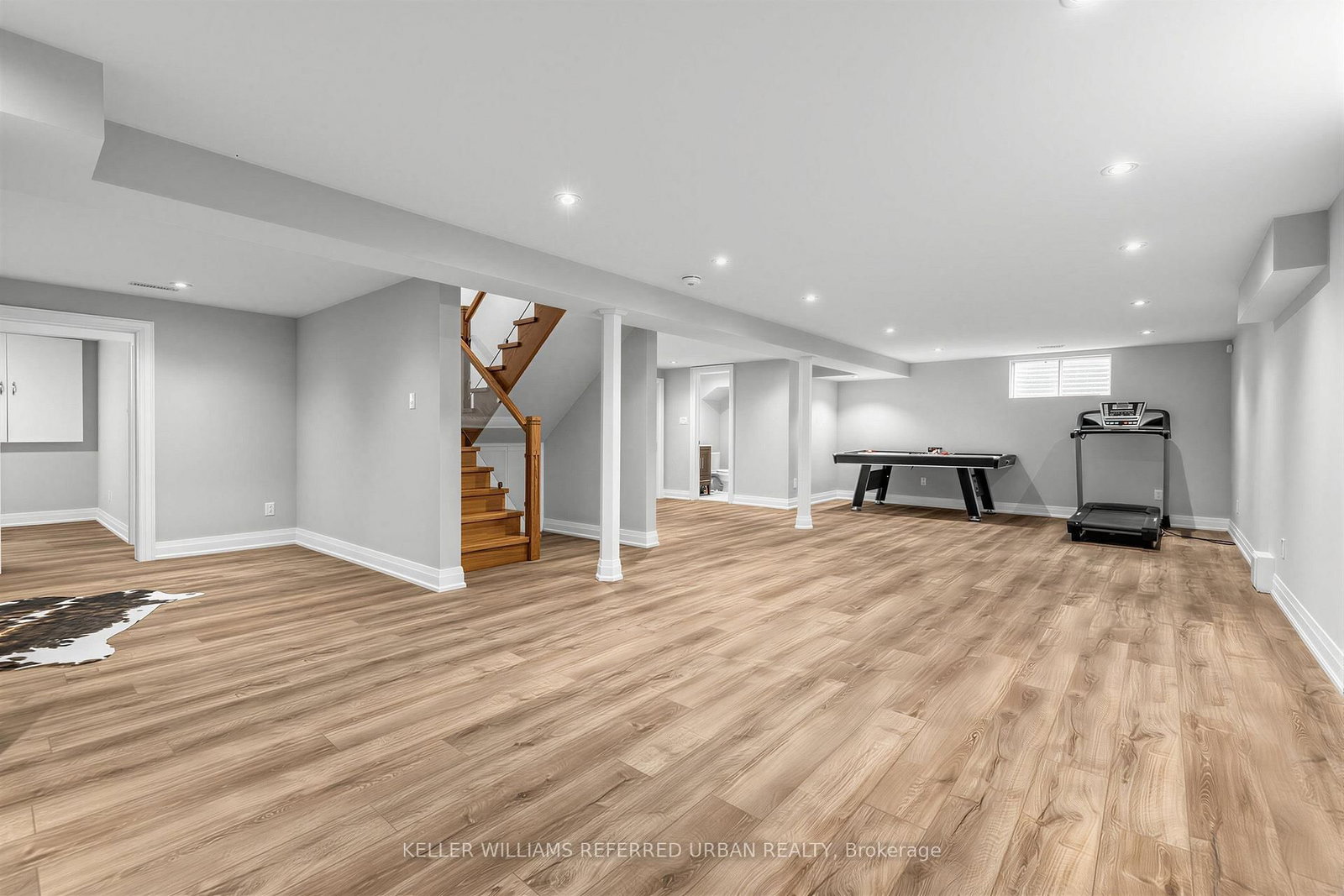 90 Holmes Avenue • Toronto, ON photo 34