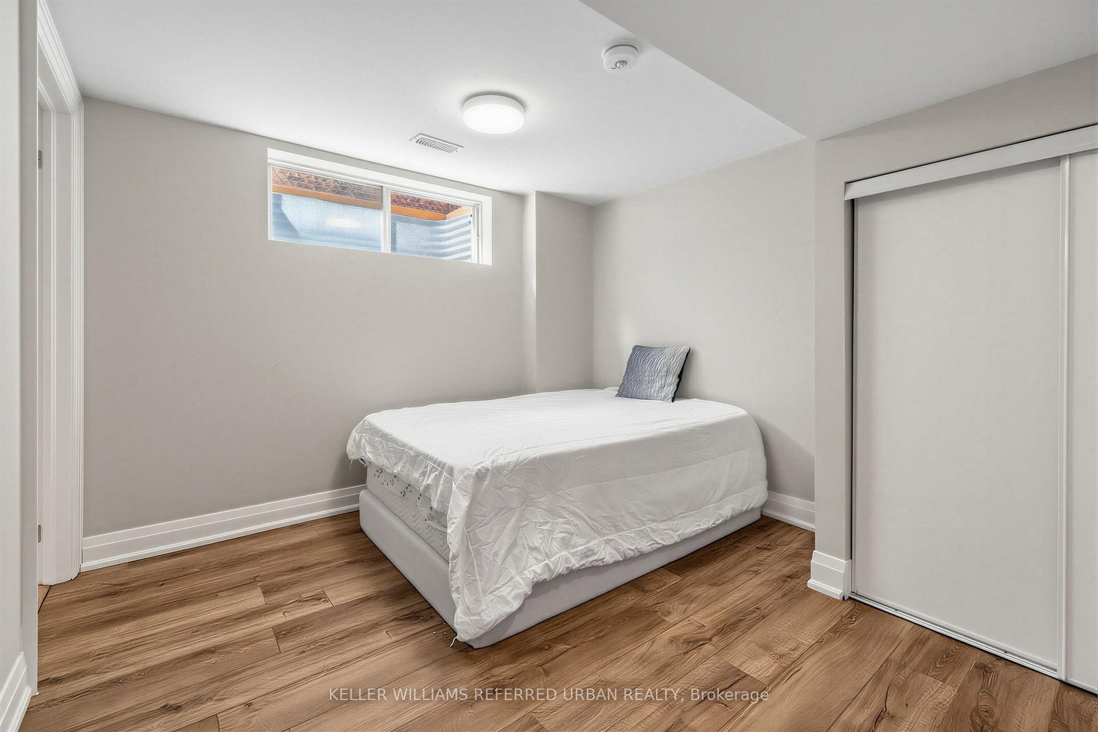 90 Holmes Avenue • Toronto, ON photo 36