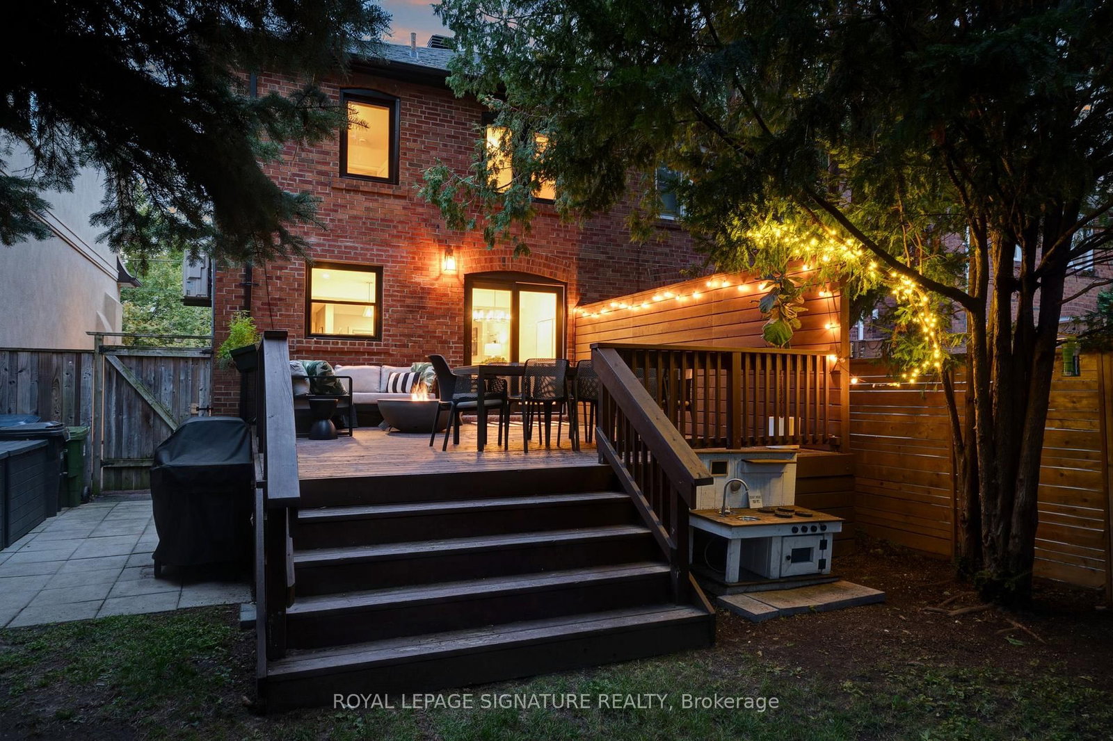 124 Donlea Drive • Toronto, ON photo 41