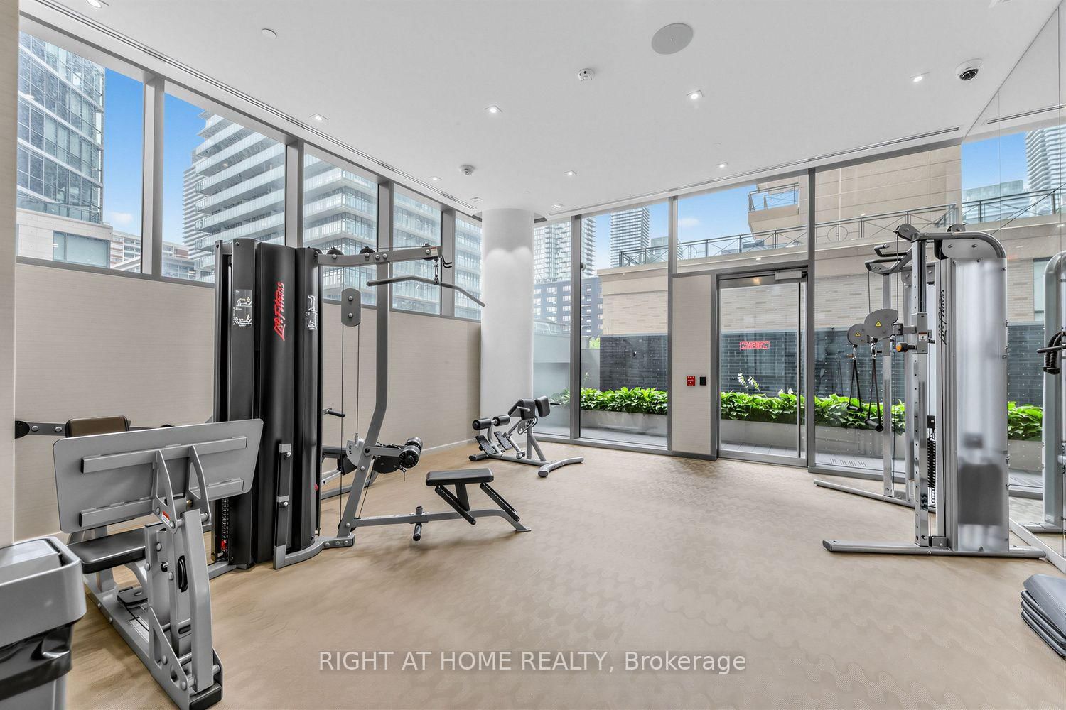 42 Charles Street E • #3408 • Toronto, ON photo 36
