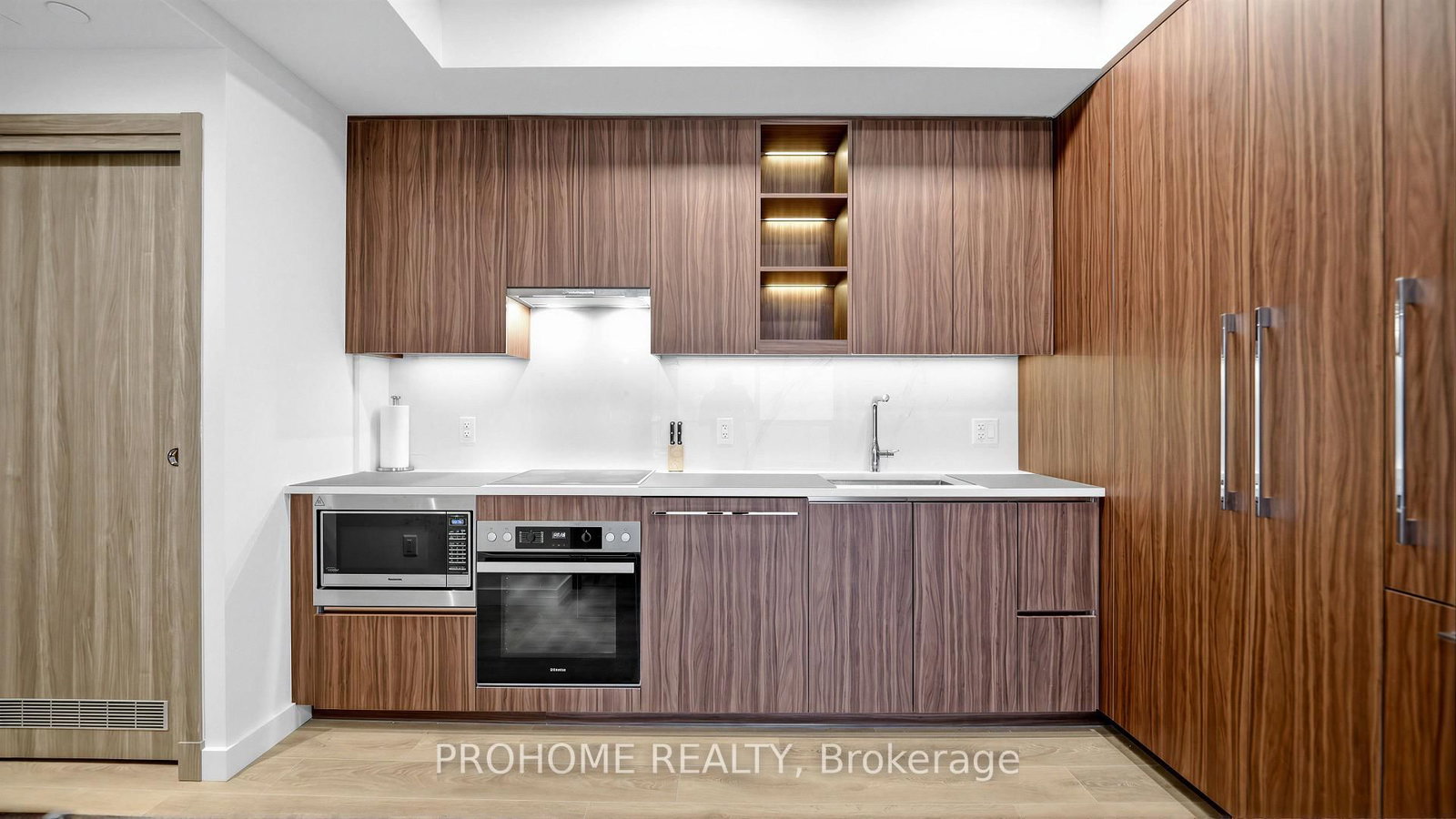27 McMahon Drive • #1006 • Toronto, ON photo 12
