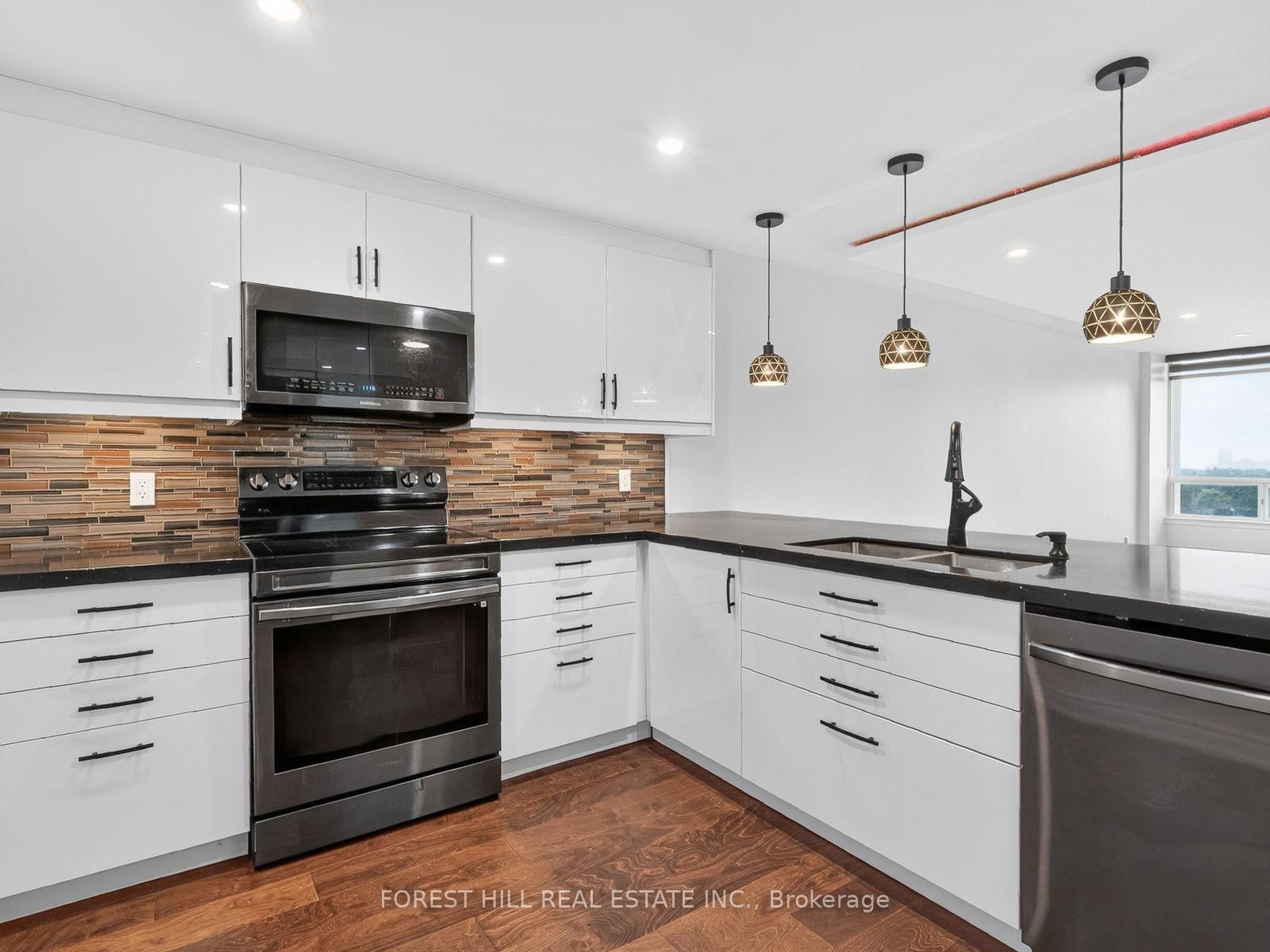 1101 Steeles Avenue W • #907 • Toronto, ON photo 4