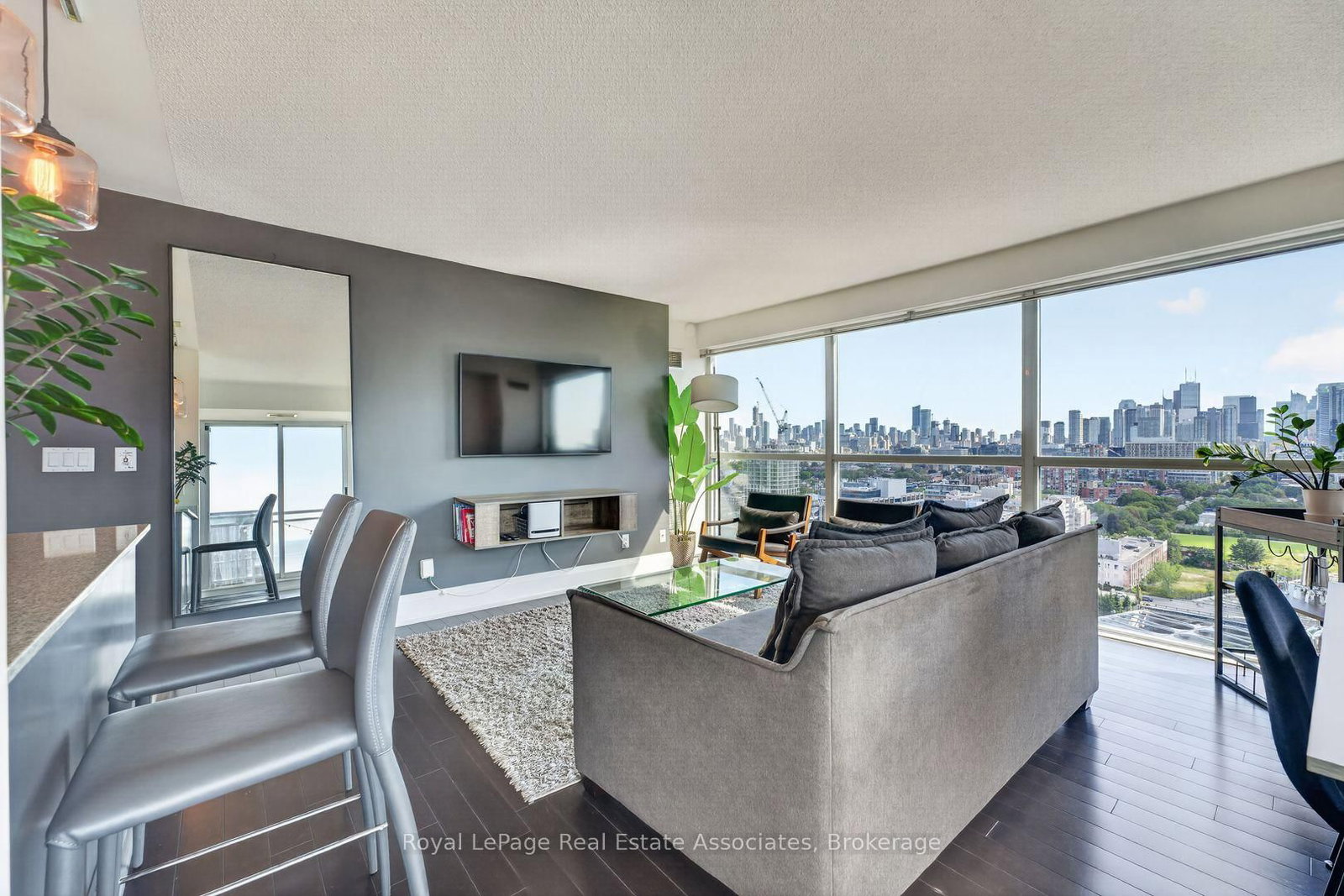 80 Western Battery Road • #2210 • Toronto, ON photo 11