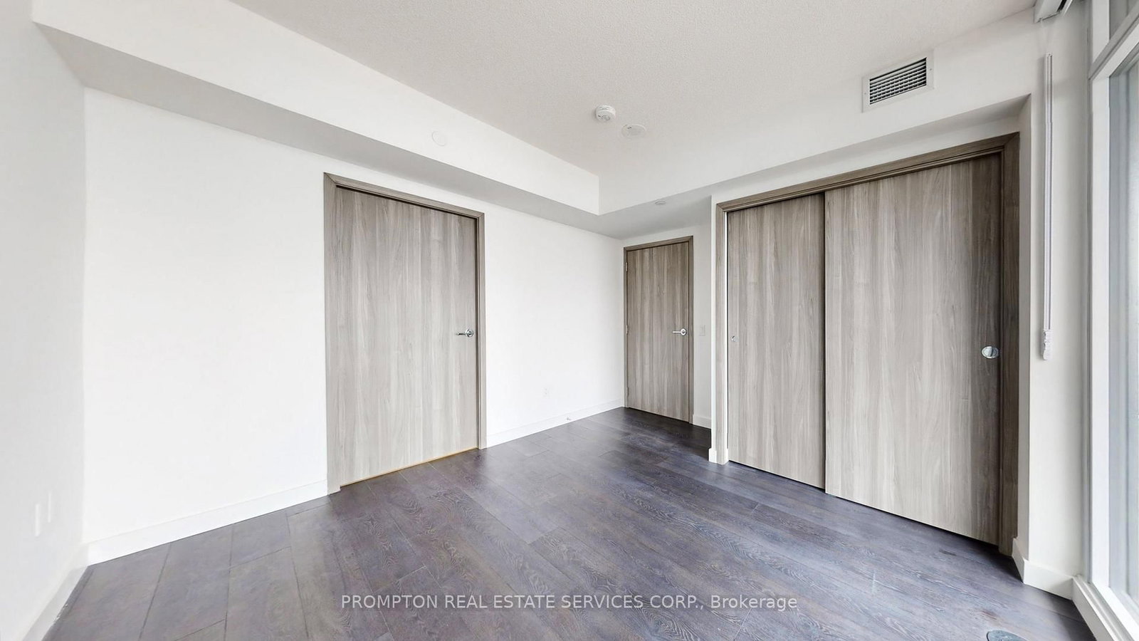3 Concord Cityplace Way • #7007 • Toronto, ON photo 6