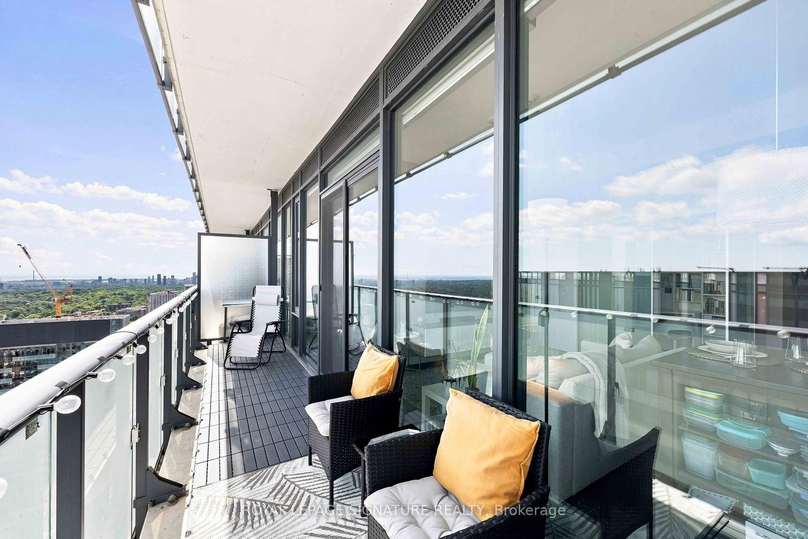 161 Roehampton Avenue • #4305 • Toronto, ON photo 23