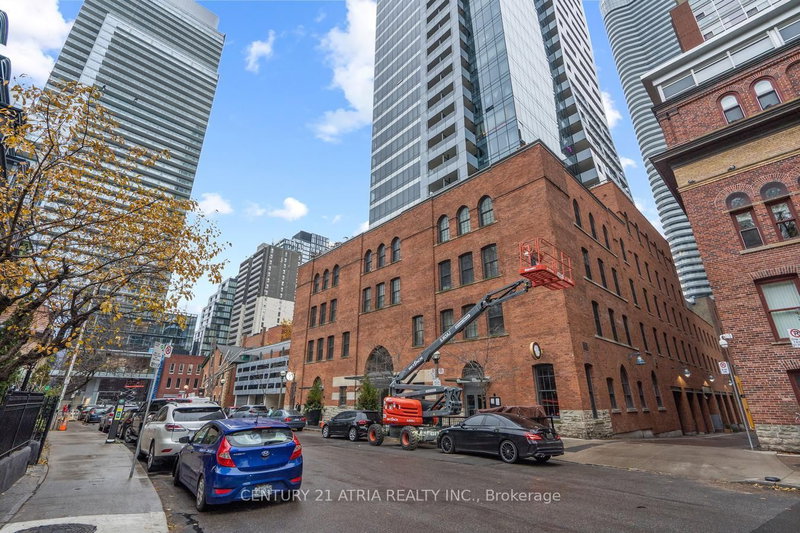 207 - 5 St Joseph Street
