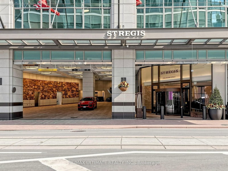 4706 - 311 Bay Street