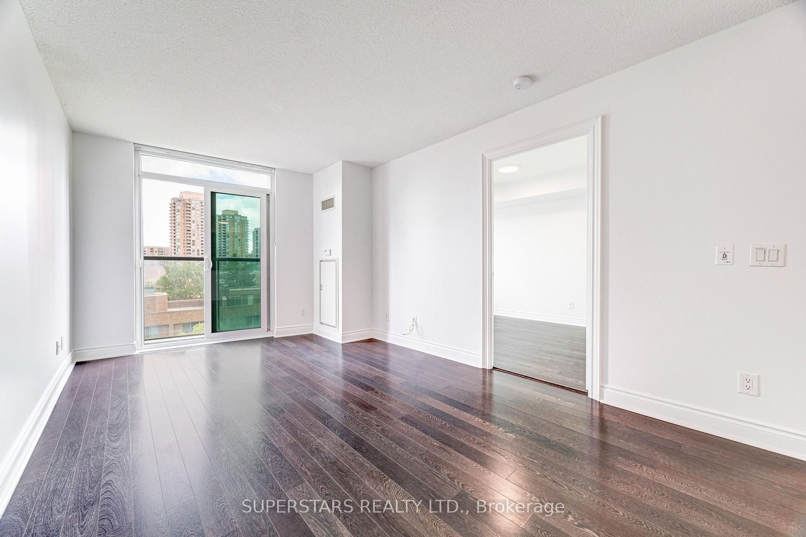 25 Greenview Avenue • #524 • Toronto, ON photo 18