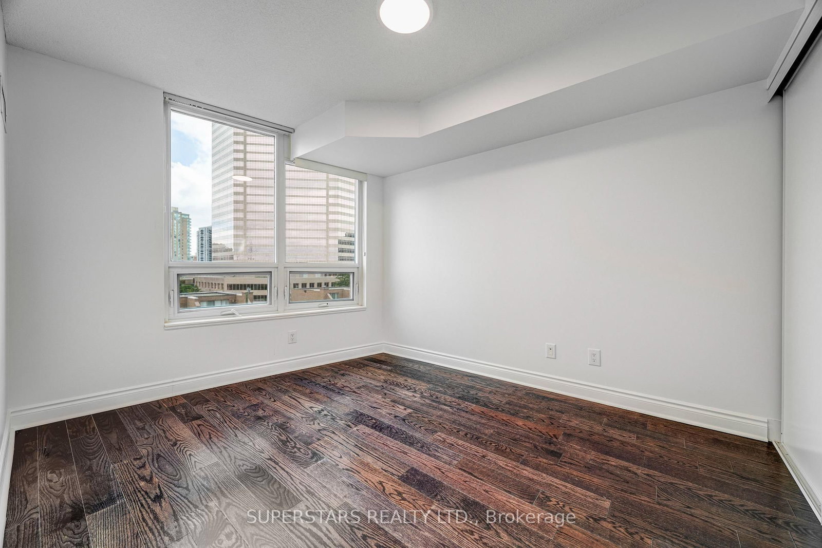 25 Greenview Avenue • #524 • Toronto, ON photo 22