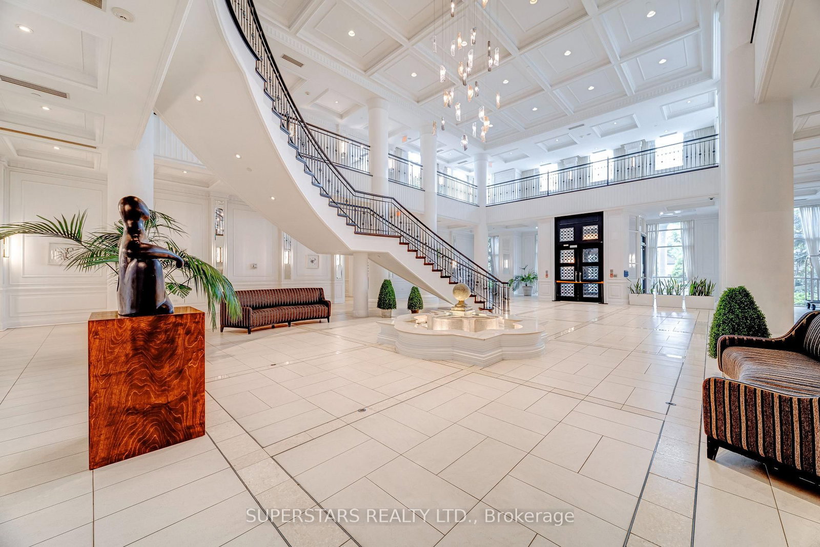 25 Greenview Avenue • #524 • Toronto, ON photo 25