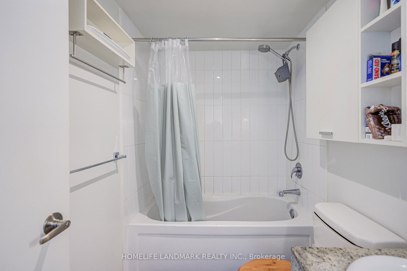 15 Singer Court • #305 • Toronto, ON photo 24