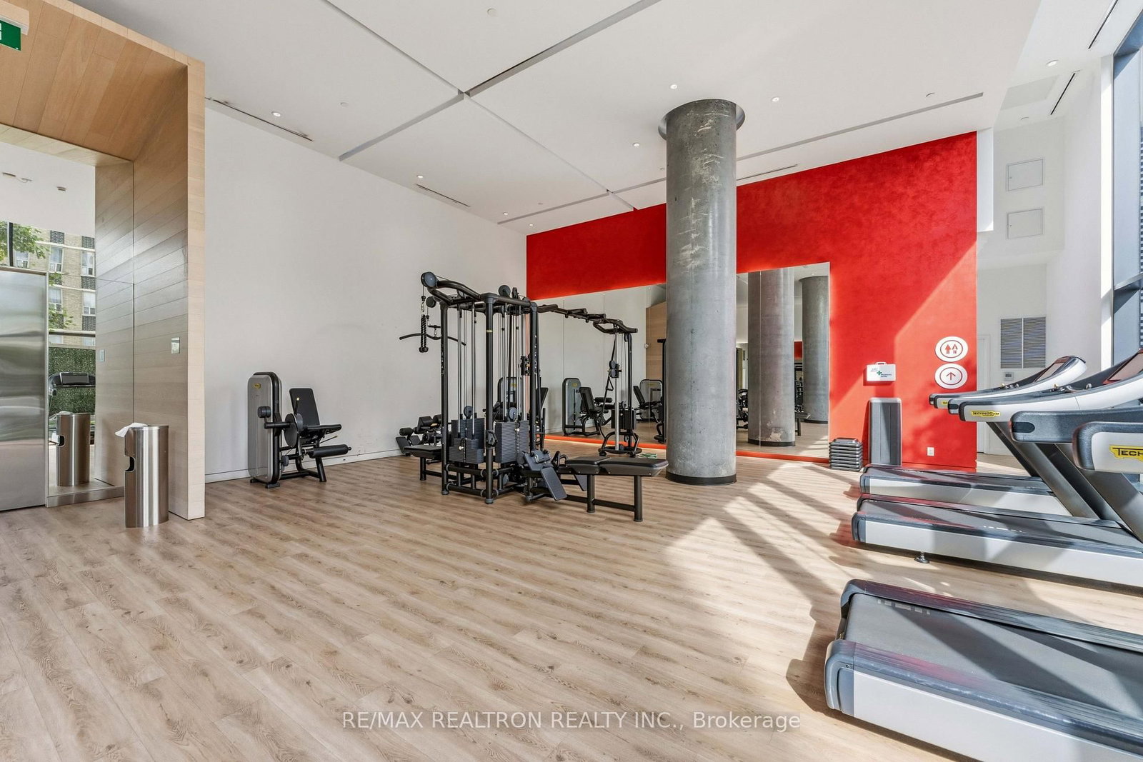 185 Roehampton Avenue • #510 • Toronto, ON photo 16