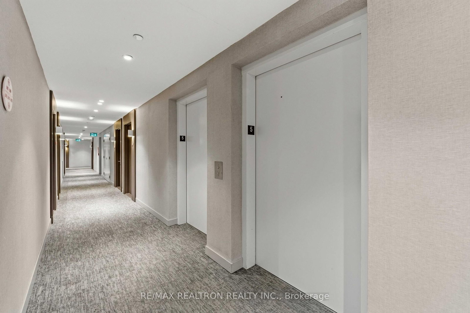 185 Roehampton Avenue • #510 • Toronto, ON photo 6