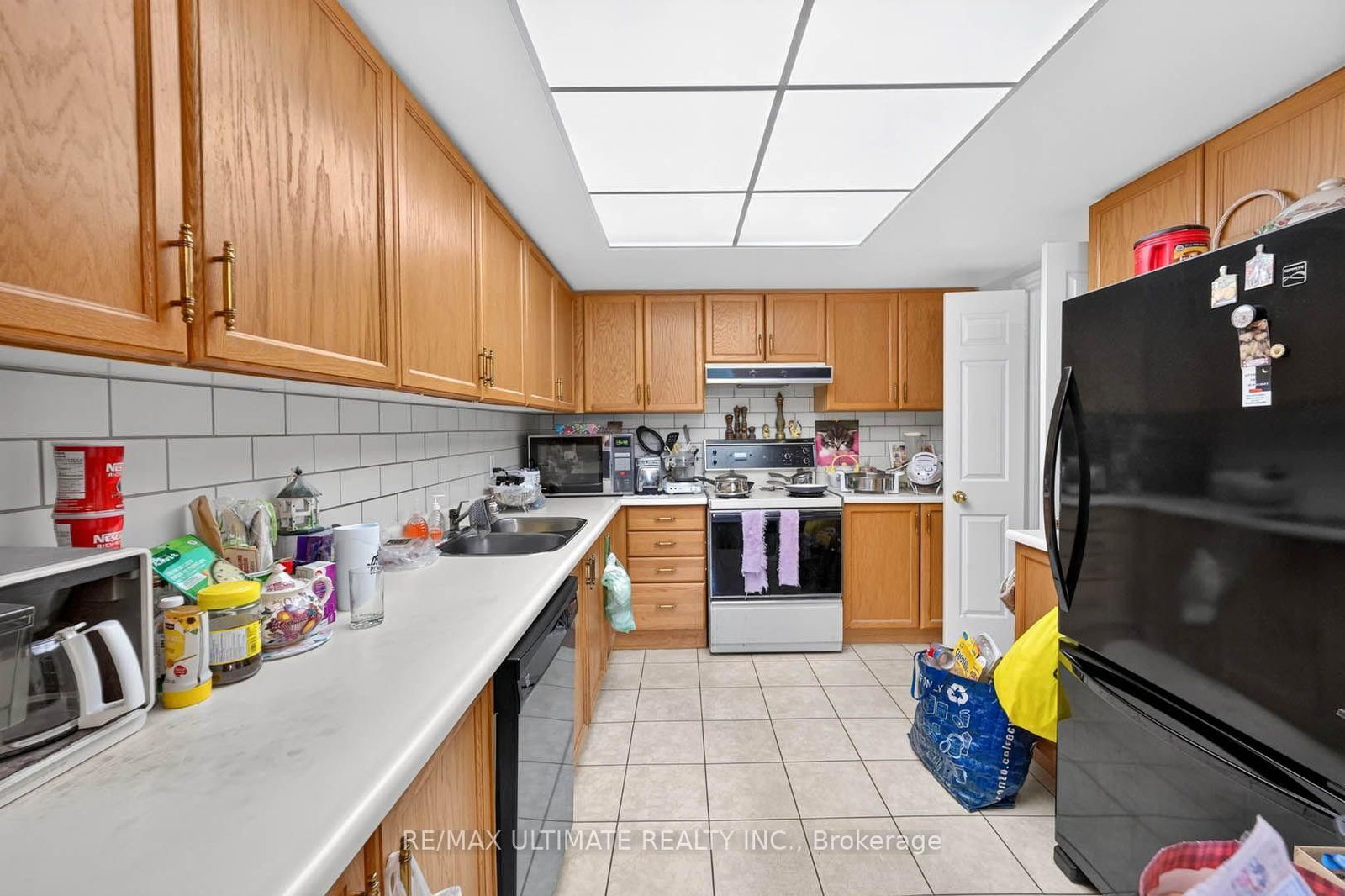 215 The Donway W • #218 • Toronto, ON photo 15