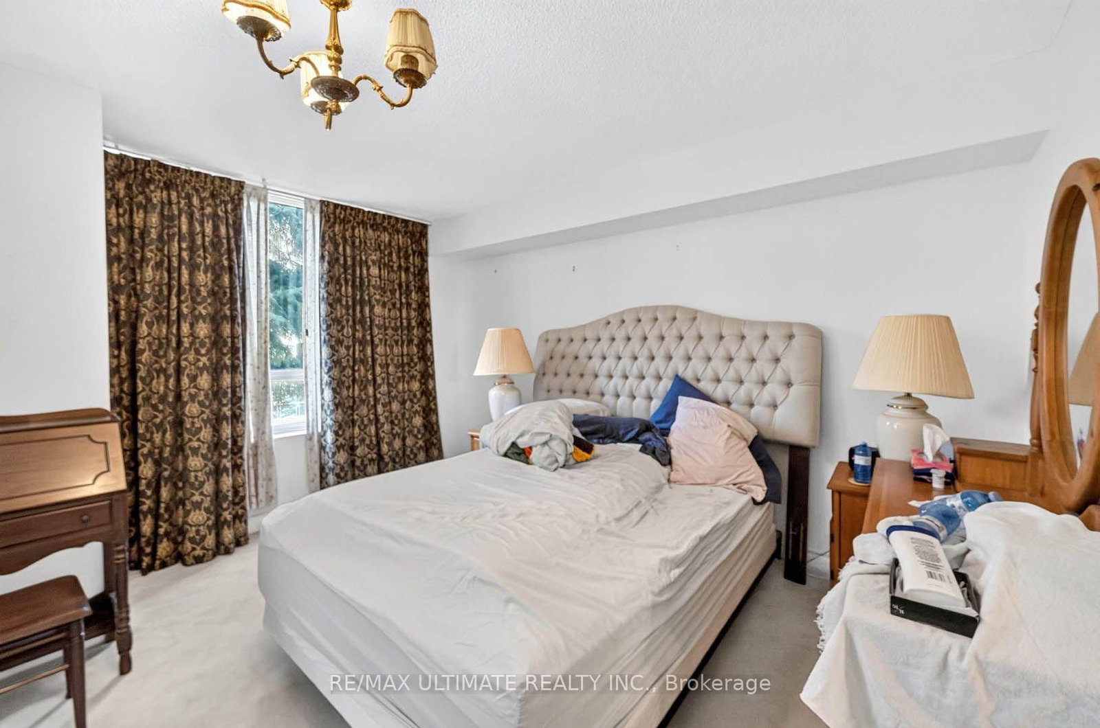 215 The Donway W • #218 • Toronto, ON photo 20