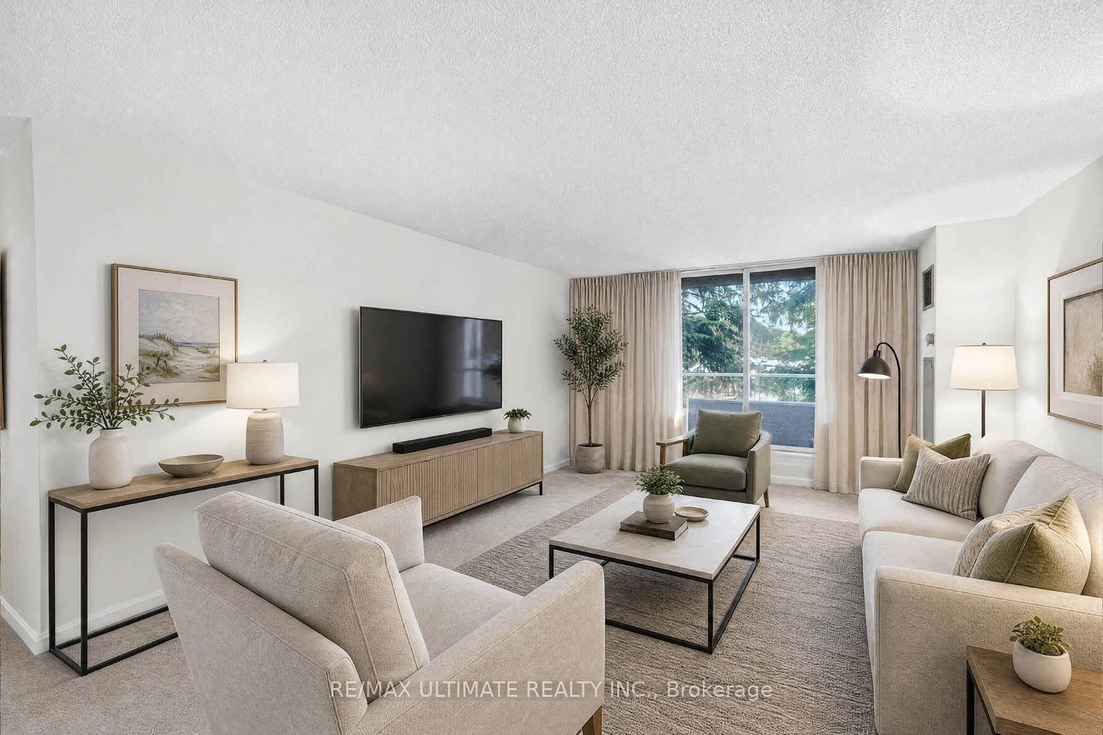 215 The Donway W • #218 • Toronto, ON photo 8