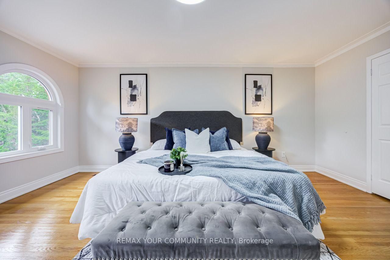 31 Clovercrest Road • Toronto, ON photo 27