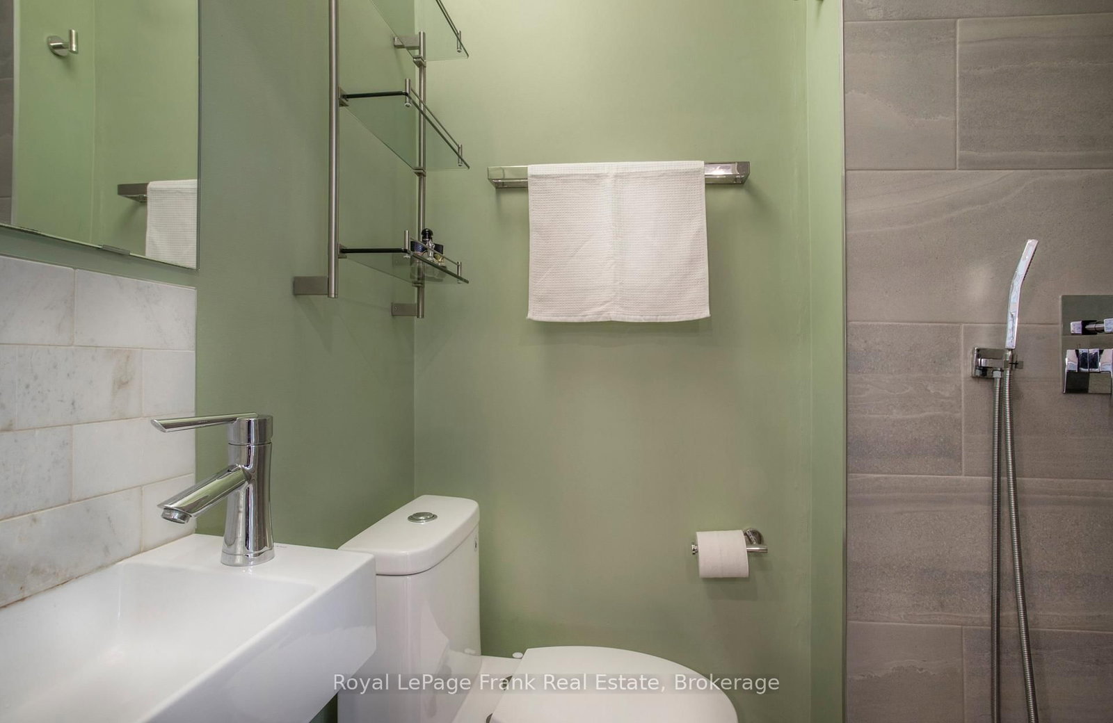 248 Benson Avenue • Toronto, ON photo 9