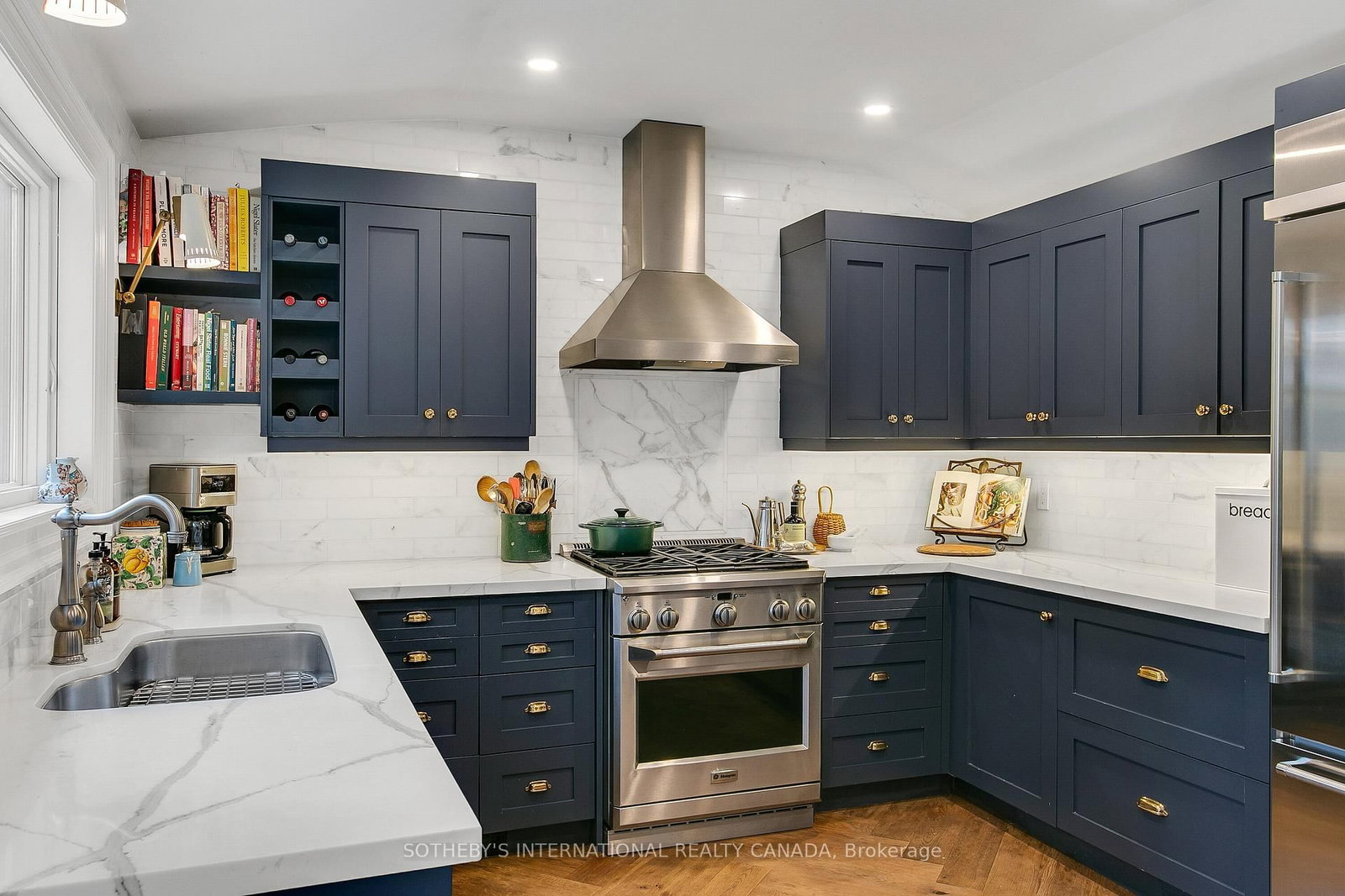 6 Bowman Street • Toronto, ON photo 18