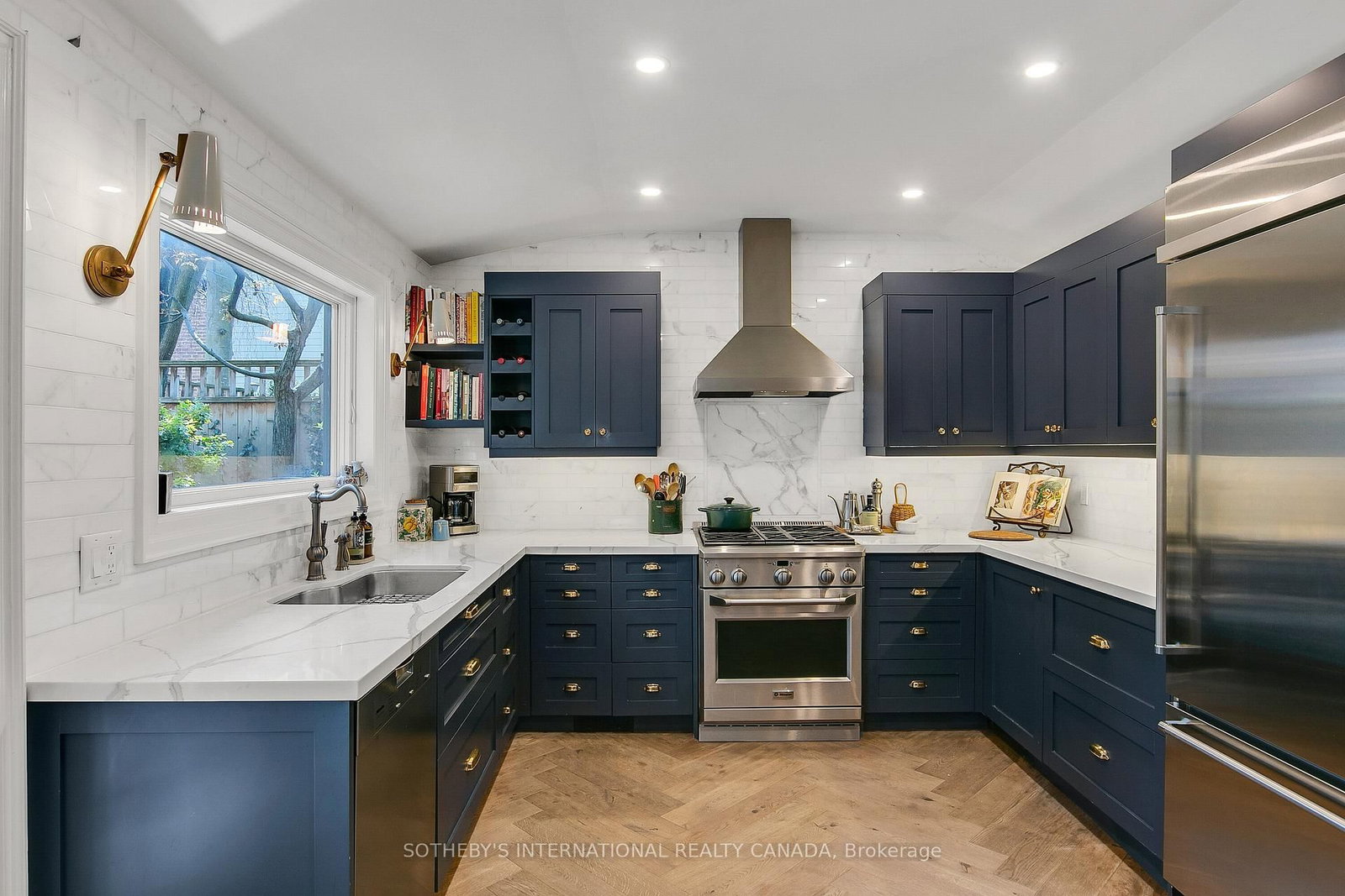 6 Bowman Street • Toronto, ON photo 19