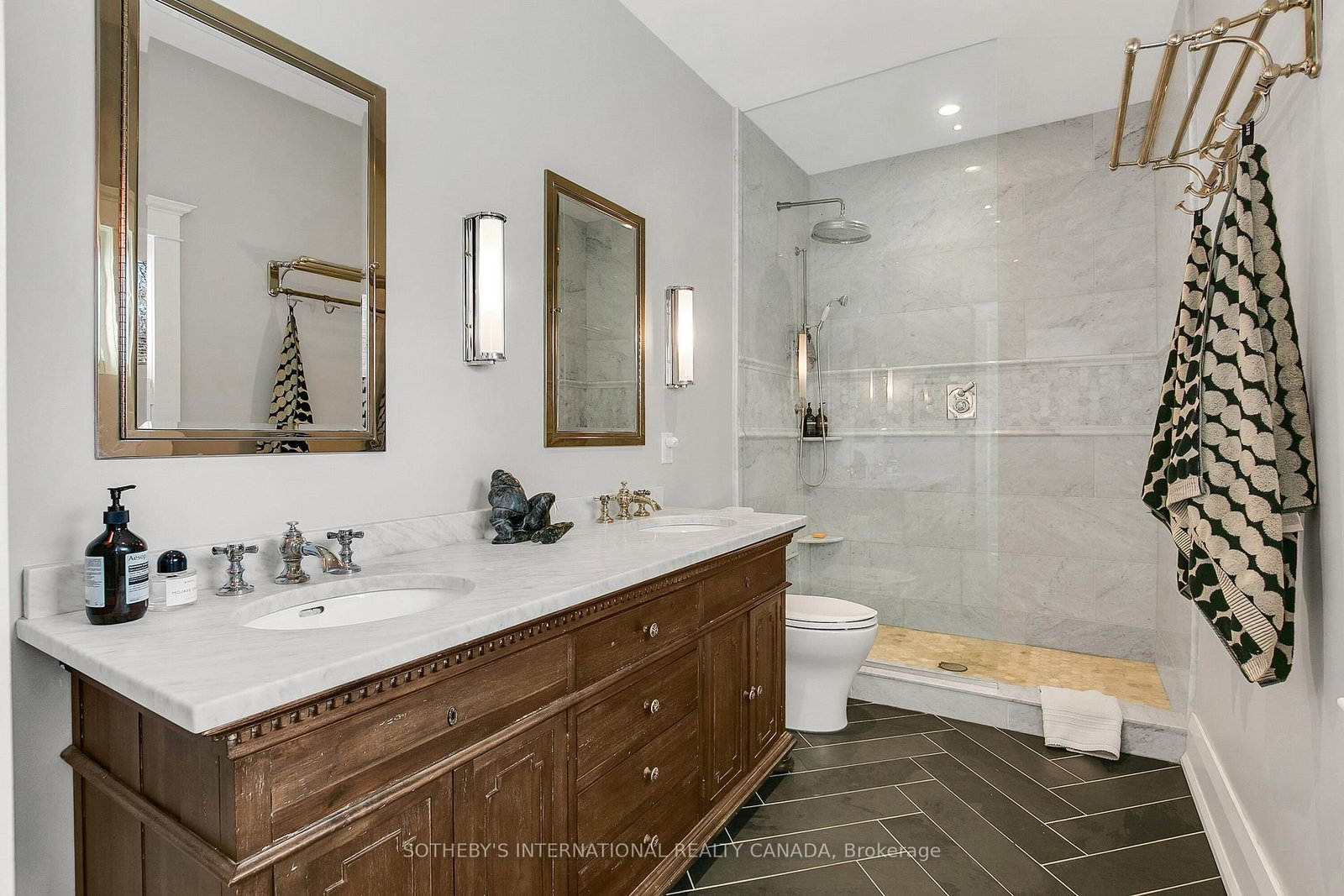 6 Bowman Street • Toronto, ON photo 35