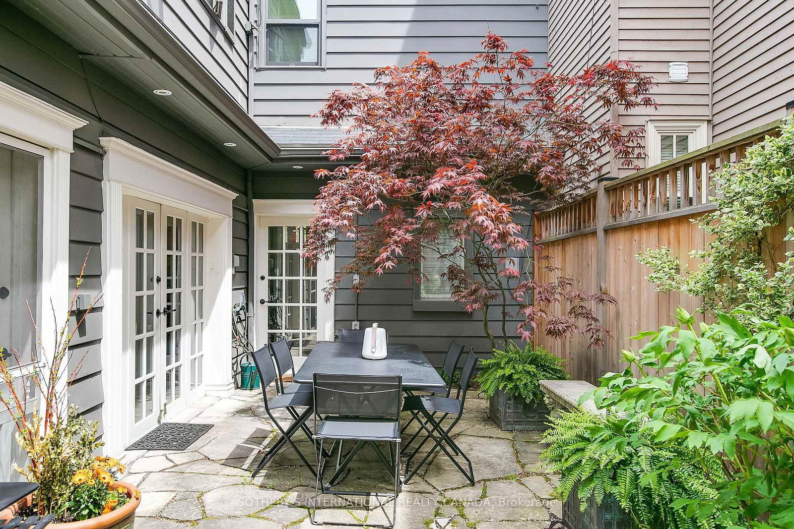 6 Bowman Street • Toronto, ON photo 39