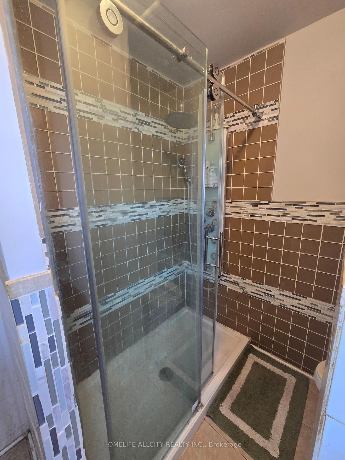 4 Bevdale Road • Toronto, ON photo 9