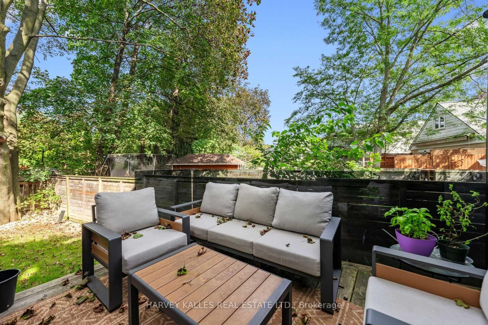 4 Douglas Crescent • Toronto, ON photo 35