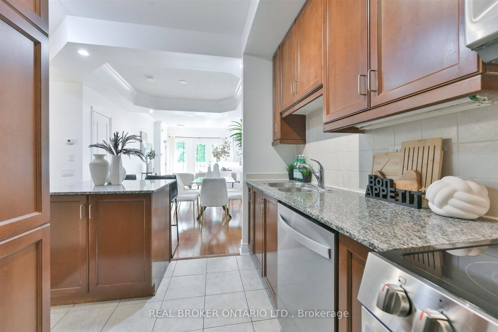 70 Byng Avenue • #24 • Toronto, ON photo 8