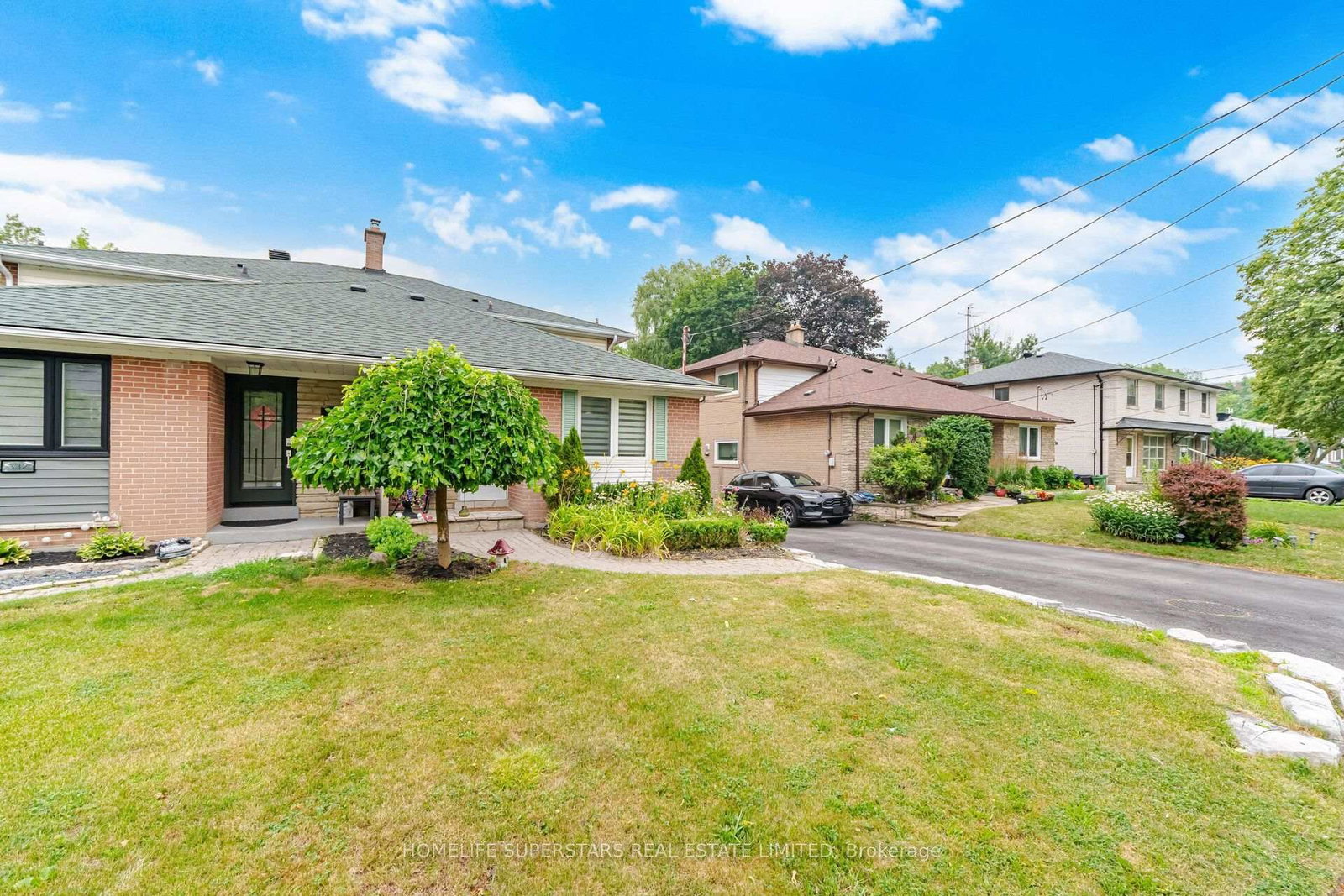 334 Woodsworth Road • Toronto, ON photo 1