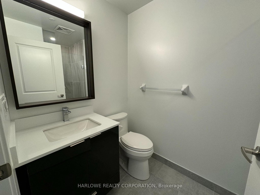 631 - 543 Richmond Street W 4