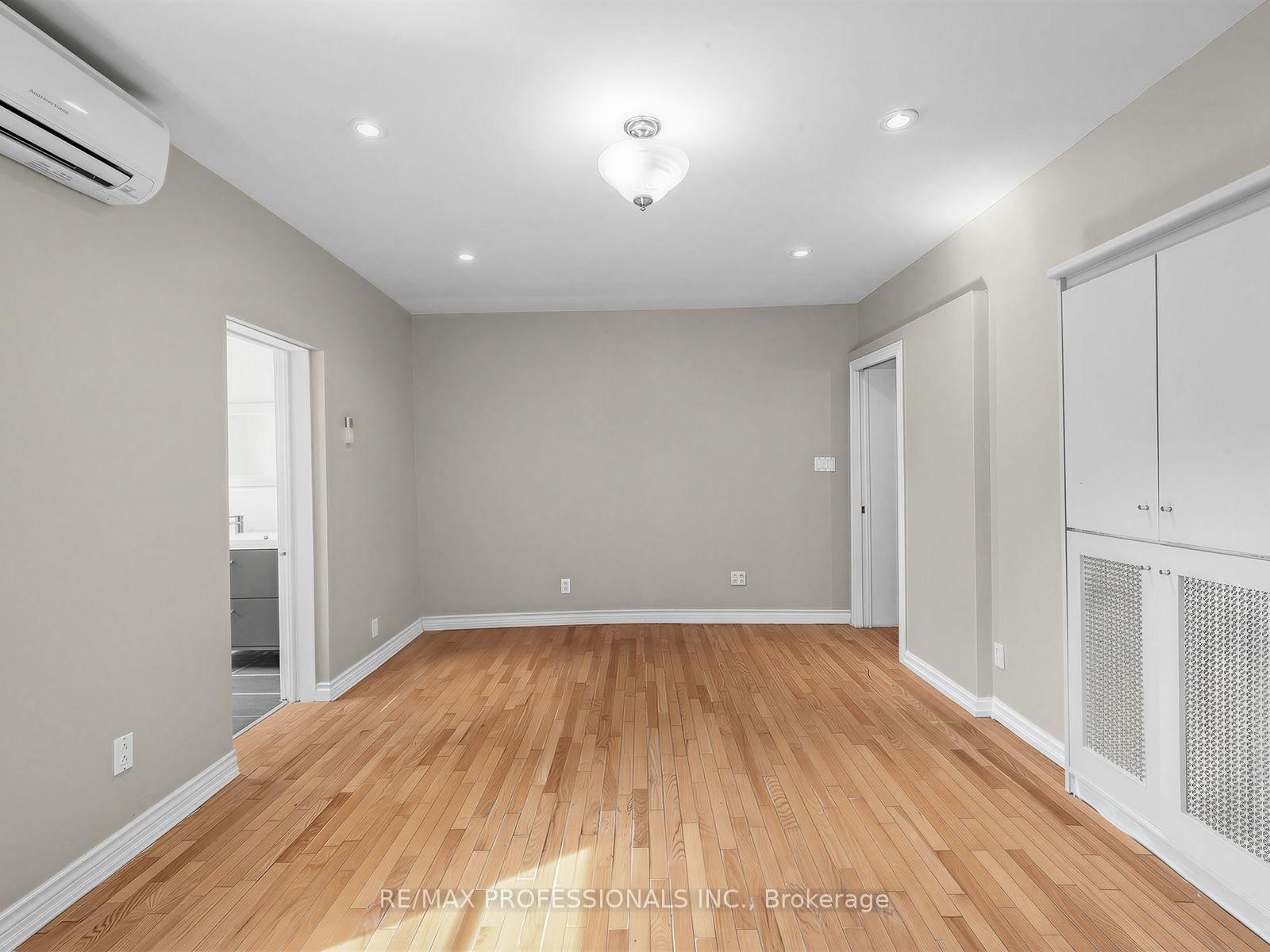 168 Markham Street • Toronto, ON photo 16