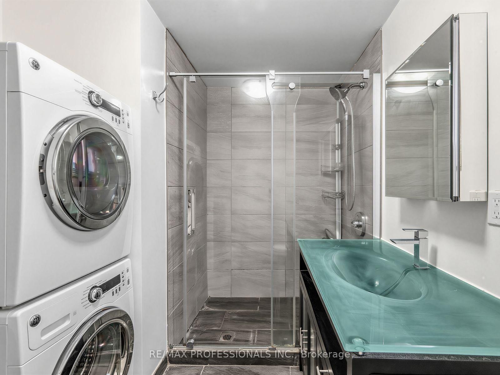 168 Markham Street • Toronto, ON photo 25