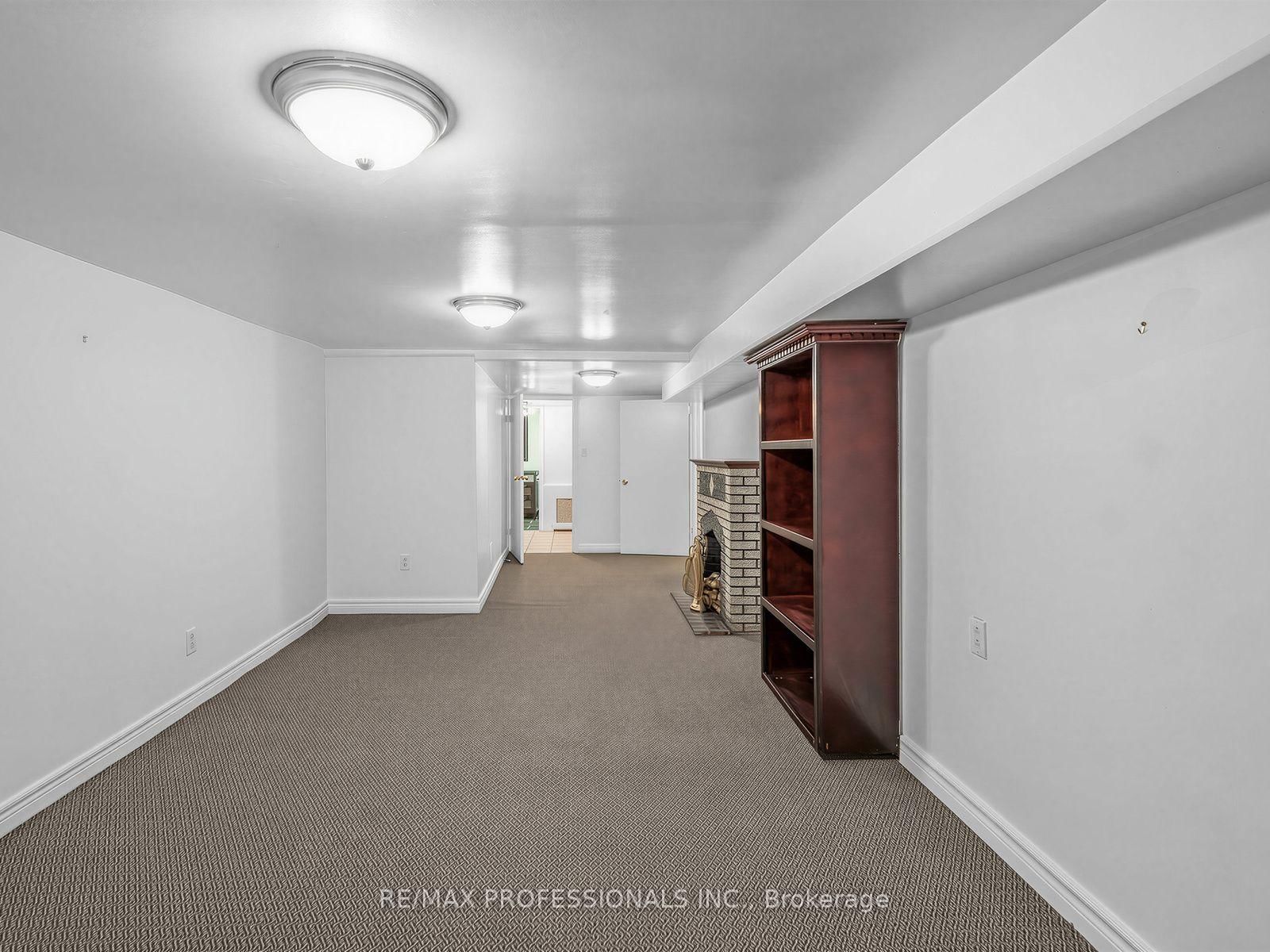 168 Markham Street • Toronto, ON photo 36