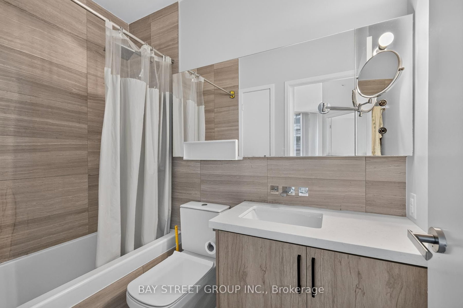 45 Charles Street E • #5102 • Toronto, ON photo 25