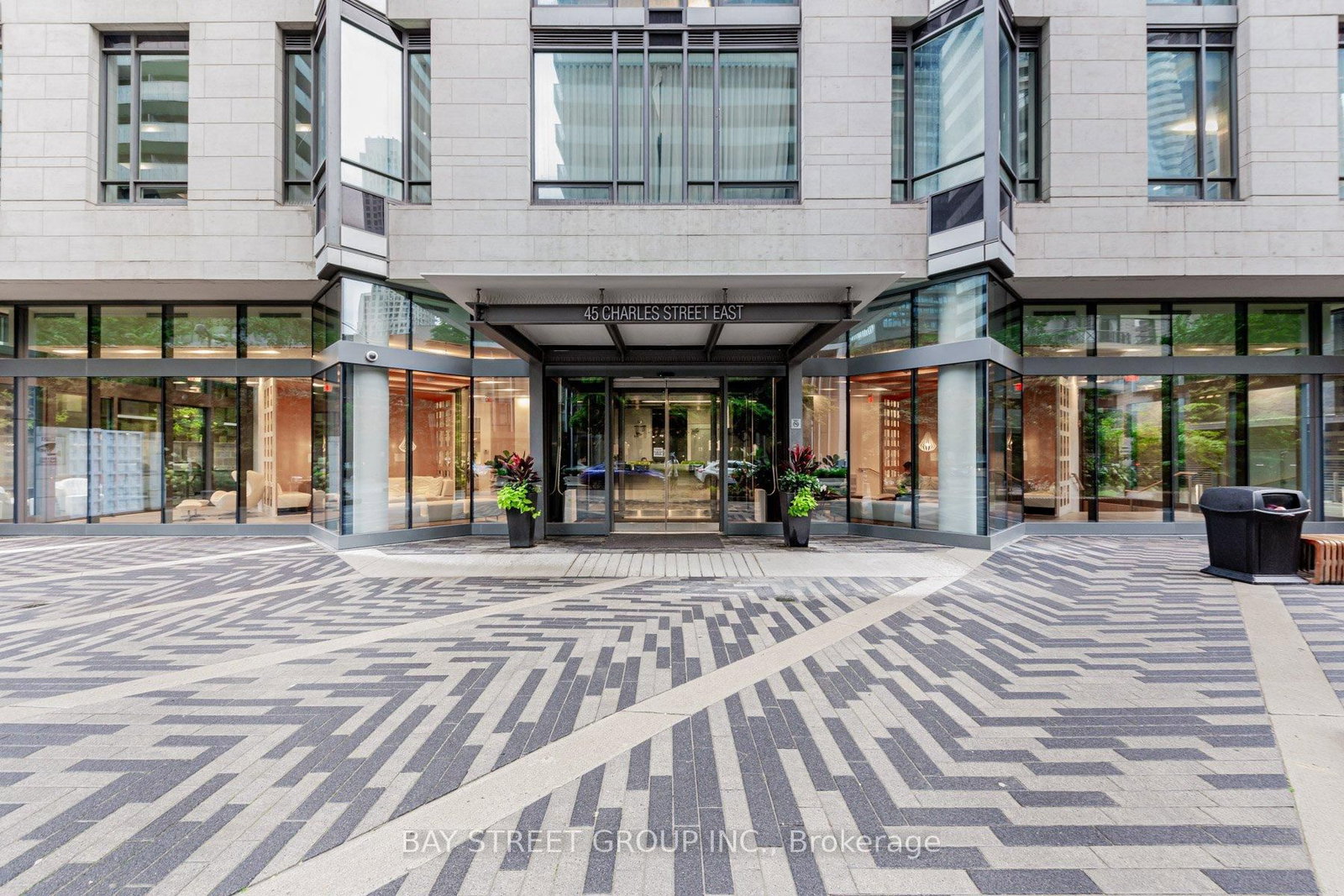 45 Charles Street E • #5102 • Toronto, ON photo 27
