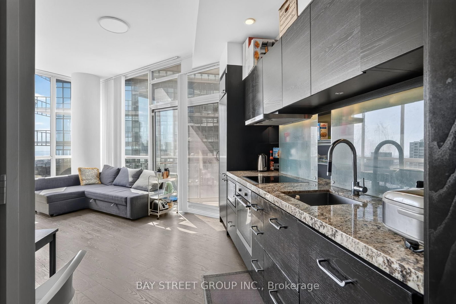 45 Charles Street E • #5102 • Toronto, ON photo 5