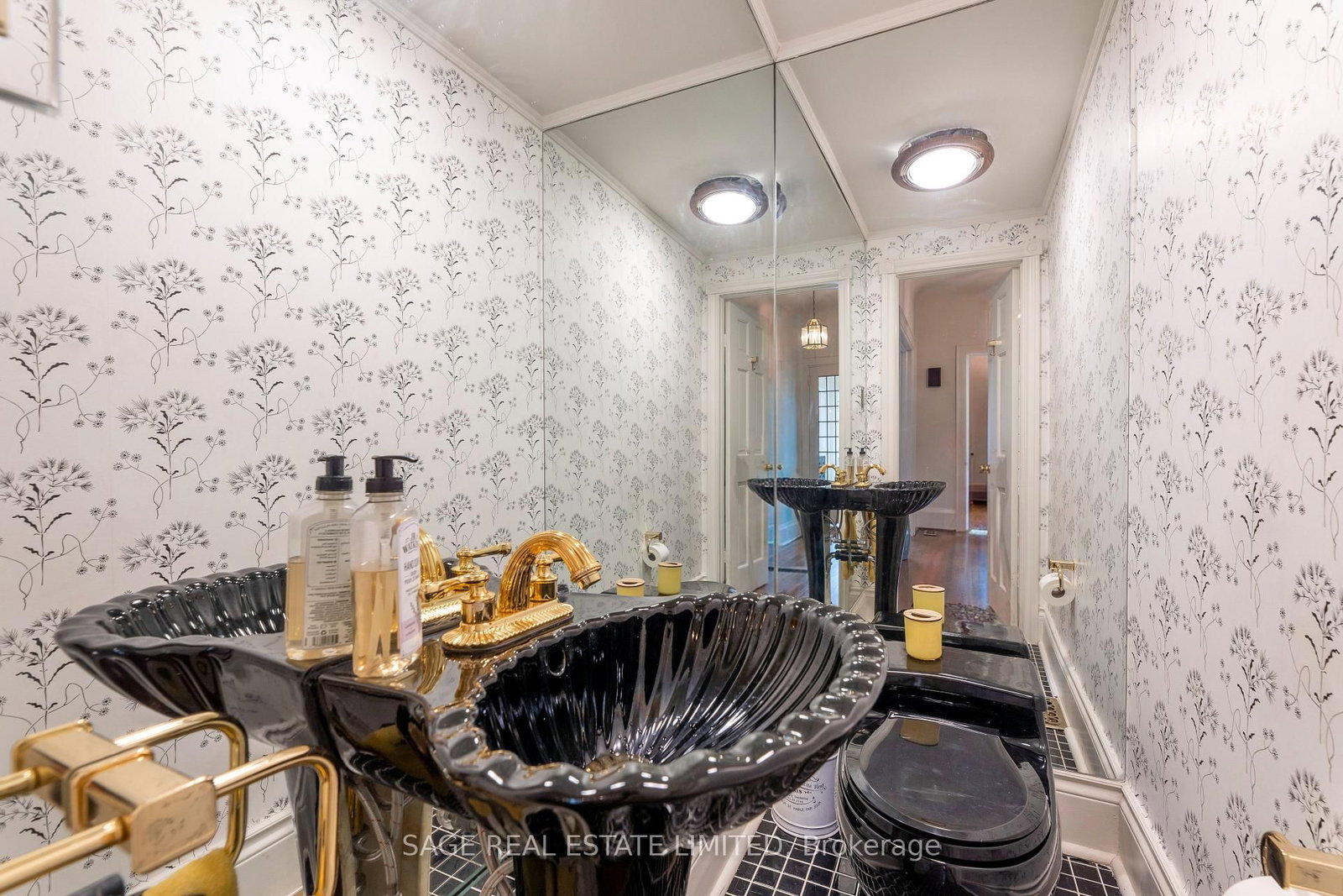43 Oriole Road • Toronto, ON photo 13