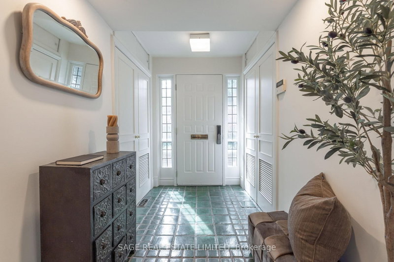 43 Oriole Road