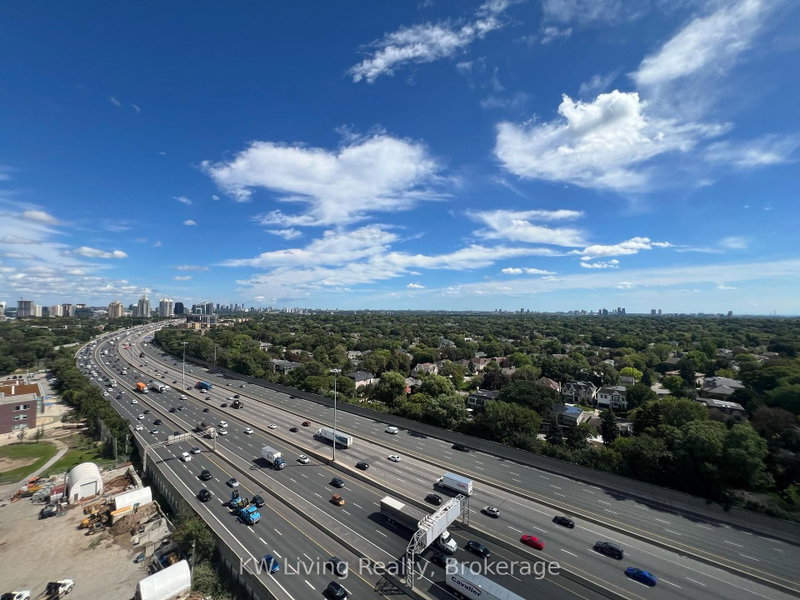 1805 - 120 Harrison Garden Boulevard