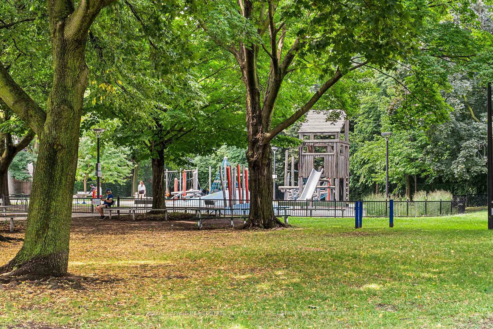 13 Bright Street • Toronto, ON photo 16